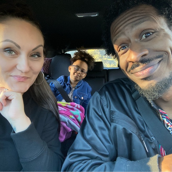 Meet your Posher, Stephanie - Picture 5 of 9